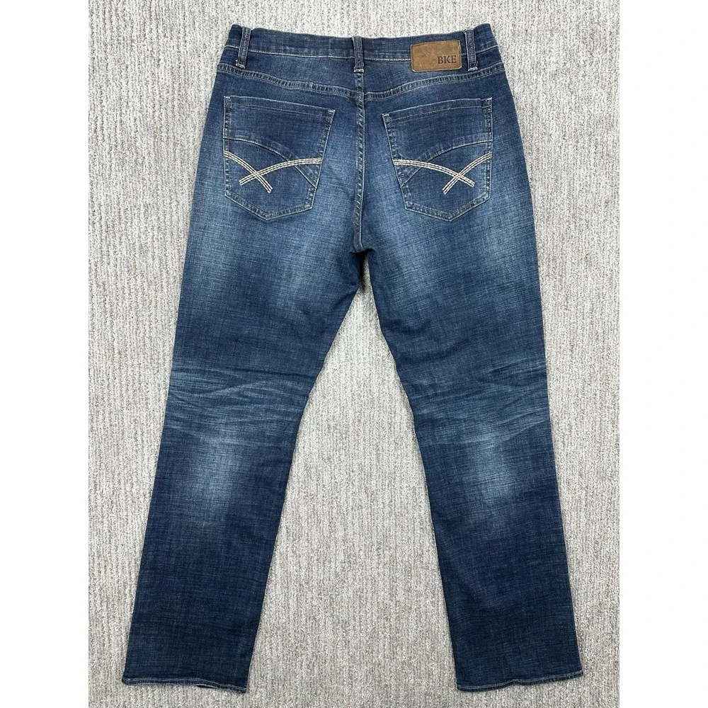 BKE Tyler Jeans Mens 32R (Fits 32x32) Blue Straight Leg Distressed Denim Stitch